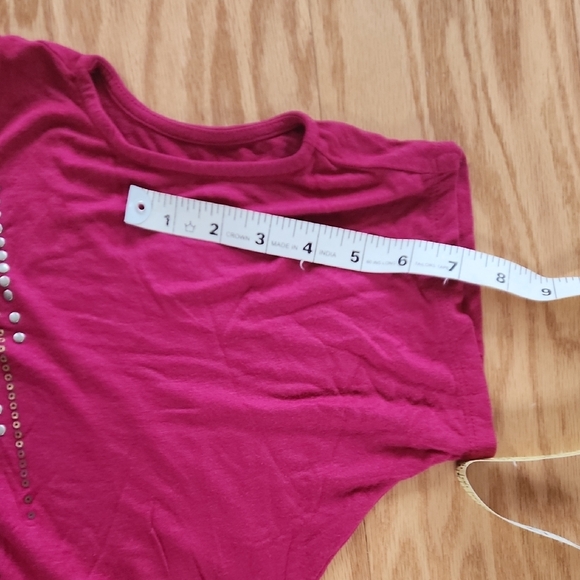 Elegant Fuchsia Cold Shoulder Top - Picture 13 of 17